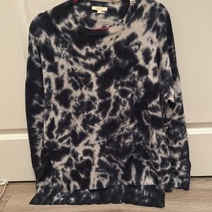 Oddy Blue tie-dye crewneck sweater 💯 cotton, high/low. Size S/M oversized
